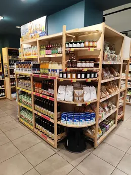 84-biocoop-marseille-endoume-magasin-bio-biere-laitage-farine.webp