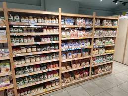 84-biocoop-marseille-endoume-magasin-bio-maman-bebe-confiture.webp